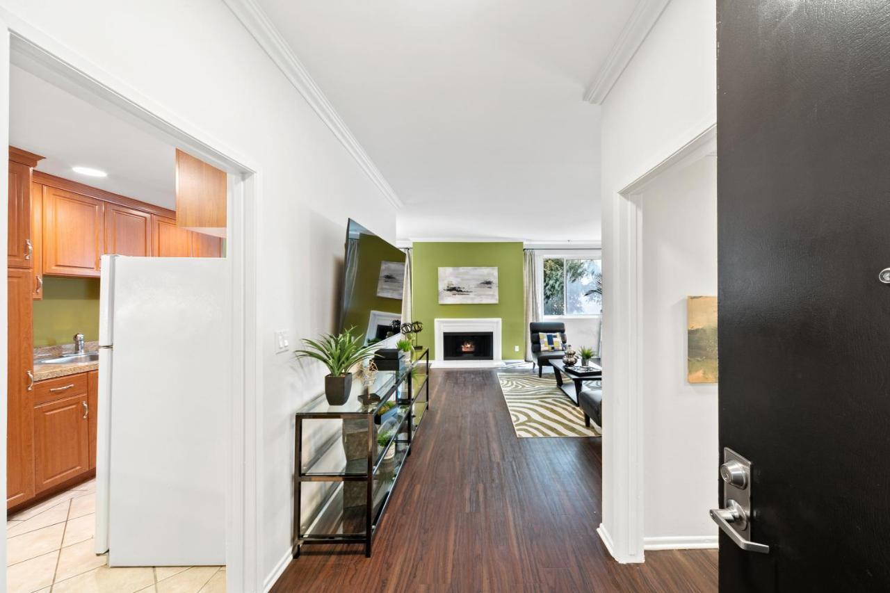 Beverly Hills Gem 1 Bedroom Apt With Parking 218 Лос-Анджелес Екстер'єр фото